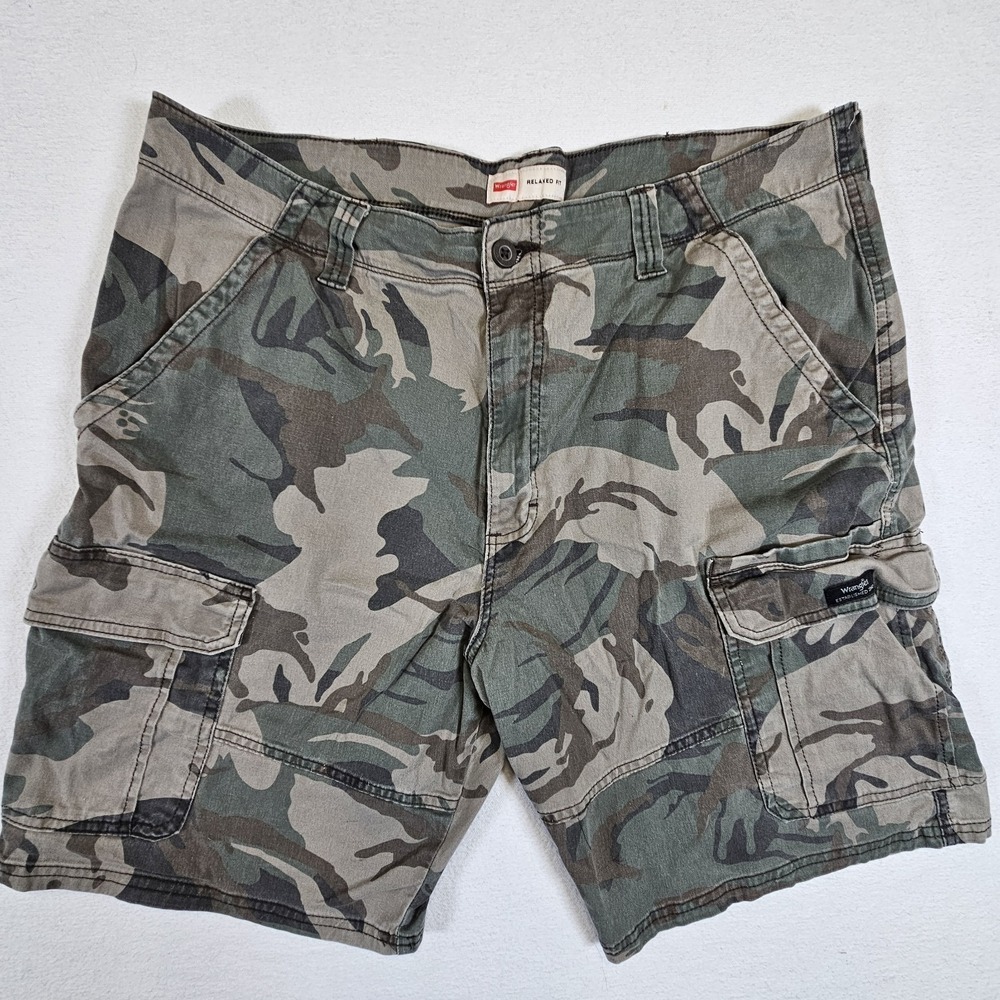 Wrangler‎ Cargo Shorts Mens 34 Multicolor Camo Cotton Hunting Workwear